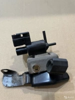 Клапан электромагнитный Mazda MPV II (Б/У)