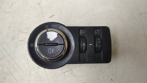 Блок управления светом Opel (Опель) Astra J 2010-2015 (УТ000187702) Оригинальный номер 13268703