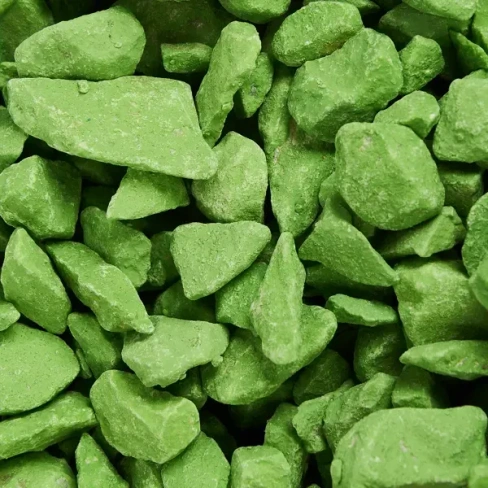 Камень окрашенный №5 фракция 10-20 мм зеленый 20кг Без бренда